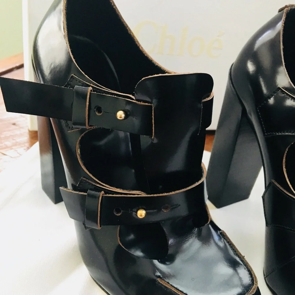 Chloe heels - Picture 3 of 5